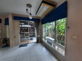 3 Schlafzimmer Villa zu verkaufen im Chaiyaphruek 2 Suwinthawong Village, Saen Saep
