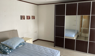2 Schlafzimmern Wohnung zu verkaufen in Sam Sen Nok, Bangkok Lumpini Ville Cultural Center