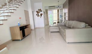 3 Bedrooms Townhouse for sale in Bang Kho, Bangkok Baan Klang Muang Sathon-Taksin 2