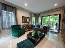 3 Schlafzimmer Villa zu vermieten im The Plant Estique Pattanakarn 38, Suan Luang, Suan Luang