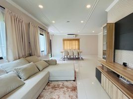 3 Bedroom House for rent at Grand Britania Wongwaen - Ramintra, Sam Wa Tawan Tok