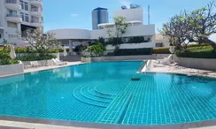 图片 2 of the Communal Pool at NS Tower Central City Bangna