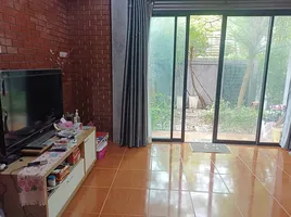 3 Bedroom House for sale in Khlong Chan, Bang Kapi, Khlong Chan