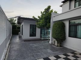 4 Schlafzimmer Haus zu verkaufen im Nantawan Pinklao-Ratchapruek, Chimphli, Taling Chan