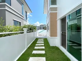 3 Bedroom Villa for sale at Thanapa Parkview 2, Ratsada, Phuket Town