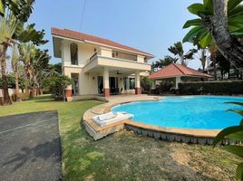 4 Schlafzimmer Villa zu vermieten im Lanna Thara Village, Nong Khwai, Hang Dong, Chiang Mai