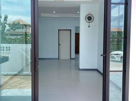 3 Bedroom House for sale in Pong Health Center, Pong, Pong