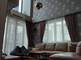 3 Schlafzimmer Villa zu verkaufen im Bless Town Sukhumvit 50, Phra Khanong