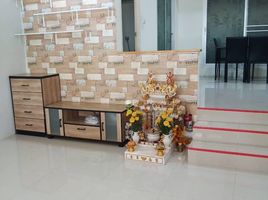 在Urbantara Espacio Prachauthit 76出售的3 卧室 联排别墅, Thung Khru, 特库