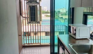 1 Bedroom Condo for sale in Wong Sawang, Bangkok Brown Condo Ratchada 32