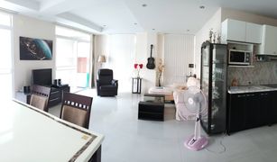 Кондо, 2 спальни на продажу в Патонг, Пхукет Patong Loft