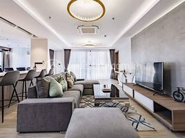 5 Schlafzimmer Wohnung zu vermieten im Luxurious Apartment with five stars Services, Tuol Svay Prey Ti Muoy, Chamkar Mon, Phnom Penh
