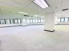 435.86 m² Office for rent at Ital Thai Tower, Bang Kapi