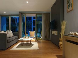 1 Schlafzimmer Wohnung zu verkaufen im Wyndham Grand Naiharn Beach Phuket, Rawai, Phuket Town, Phuket