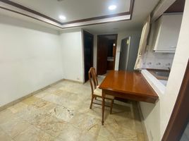 1 Schlafzimmer Appartement zu vermieten im Sethiwan Mansion , Khlong Tan Nuea