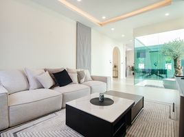 3 Bedroom Villa for sale at Terra The Privacy, Thap Tai