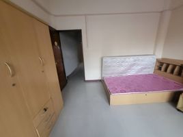 6 Schlafzimmer Reihenhaus zu vermieten in Nakhon Sawan, Pak Nam Pho, Mueang Nakhon Sawan, Nakhon Sawan