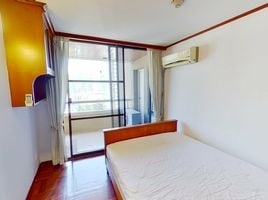 3 Bedroom Condo for sale at Asoke Towers, Khlong Toei Nuea