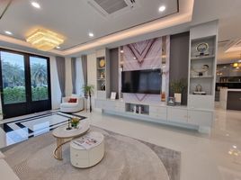 6 спален Дом в аренду в Perfect Masterpiece Sukhumvit 77, Racha Thewa