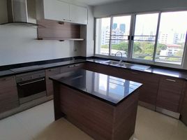 3 Bedroom Condo for rent at Baan Suan Plu, Thung Mahamek, Sathon, Bangkok