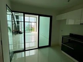 3 спален Кондо на продажу в Axis Pattaya Condo, Nong Prue