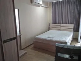 3 Schlafzimmer Reihenhaus zu vermieten im Attic Lite Changwattana, Bang Talat