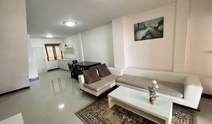 2 Bedrooms Townhouse for sale in Om Noi, Samut Sakhon Parinyachat 2 Phuttamonthon 4