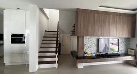 Available Units at Uraiwan Grand Villa