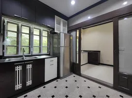 บ้านเดี่ยว 4 ห้องนอน ให้เช่า ในทำเล คลองตันเหนือ, วัฒนา, คลองตันเหนือ
