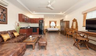 Вилла, 6 спальни на продажу в Huai Yai, Паттая Mythos Villa