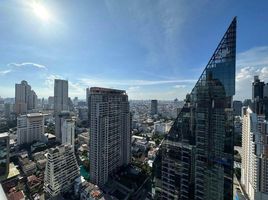 2 Schlafzimmer Wohnung zu vermieten im Silom Suite, Si Lom, Bang Rak