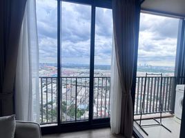 1 Bedroom Apartment for rent at Oka Haus, Khlong Tan