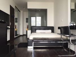 2 Bedroom Condo for sale at Ideo Q Phayathai, Thung Phaya Thai