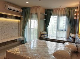 1 Bedroom Condo for rent at Life One Wireless, Lumphini