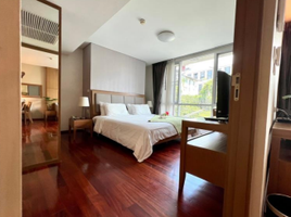 1 спален Кондо в аренду в S1 Executive Residence , Khlong Tan Nuea