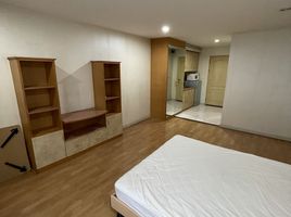 Studio Wohnung zu vermieten im Silom Terrace, Si Lom