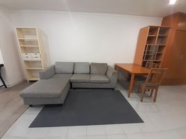 Studio Wohnung zu verkaufen im Supalai Place, Khlong Tan Nuea