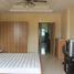 3 Schlafzimmer Reihenhaus zu vermieten in Buri Ram, Nai Mueang, Mueang Buri Ram, Buri Ram