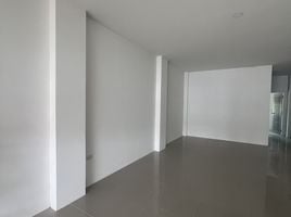 3 Bedroom Townhouse for sale in Thailand, San Pu Loei, Doi Saket, Chiang Mai, Thailand