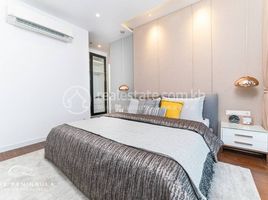 2 Schlafzimmer Wohnung zu vermieten im Peninsula Private Residences: Unit 2E Two Bedrooms for Rent, Chrouy Changvar, Chraoy Chongvar, Phnom Penh