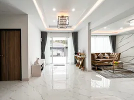 3 Bedroom House for sale in Phuket Town, Phuket, Wichit, Phuket Town