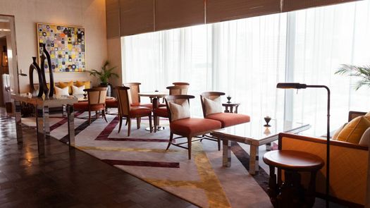 Fotos 1 of the Library / Reading Room at The Ritz-Carlton Residences At MahaNakhon