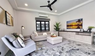 3 Bedrooms House for sale in Nong Prue, Pattaya Royal Prestige