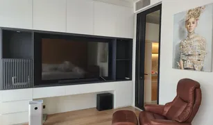 1 Bedroom Condo for sale in Suriyawong, Bangkok Ashton Silom