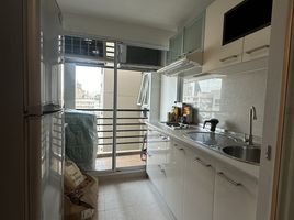 1 Schlafzimmer Appartement zu vermieten im Lumpini Suite Sukhumvit 41, Khlong Tan Nuea