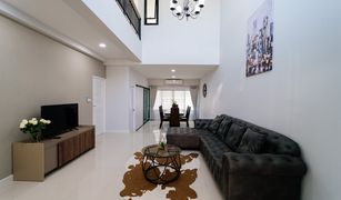 3 Bedrooms Townhouse for sale in Mae Hia, Chiang Mai Lan Doa Home 