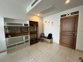 2 Schlafzimmer Wohnung zu vermieten im Supalai River Place, Bang Lamphu Lang, Khlong San, Bangkok