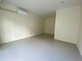  Retail space for rent in Pa Daet, Mueang Chiang Mai, Pa Daet
