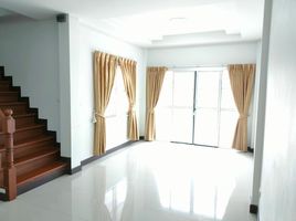 3 Schlafzimmer Reihenhaus zu verkaufen im Baan One-D Mahachai-Khlong Khru, Tha Sai, Mueang Samut Sakhon, Samut Sakhon