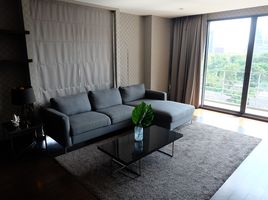 3 спален Кондо в аренду в Noble Ambience Sarasin, Lumphini